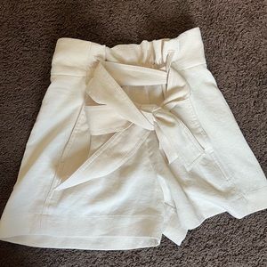 Aritzia Wilfred front tie shorts